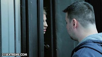 Dildo, Lesbian, Blonde, Strapon, Frombehind, Reversecowgirl, Naturalboobs, Baldpussy - Sex_toys - 2025 - Amazing - Session - Video 6306885