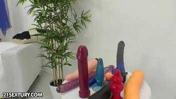 Anal Training Of Lisa