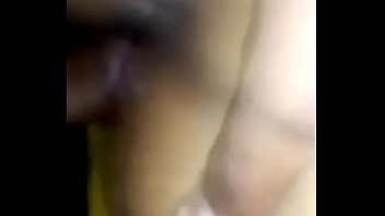 La Dejé Refugiarse De La Lluvia Y Así Me Pago