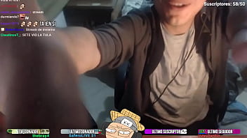 Furro-pajeandose-con-su-imaginación