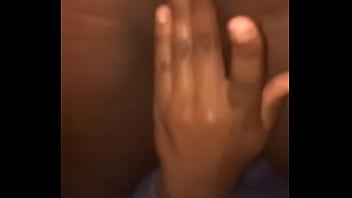 Cavala Puta Angola Mostra A Buceta Molhadinh