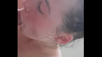 Amatuer Aussie Girl Sucks Cock