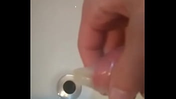 Rapaz Batendo Punheta - gay, punheta - Video 3647361