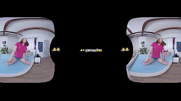 Czech Teen Is Caught Peeing Her Pants - Vr Porn