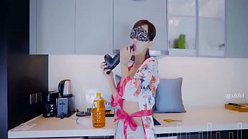 国内第一约炮视频一对 一聊天平台扫描二维码 或者复制链接 u6.gg/fvLm8 下载 草比微信ykg876遭受到重击外身上还有许多暗伤看起来像是长期被家暴