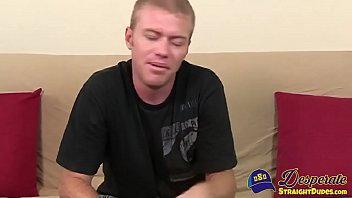 Cute Young Homo Has Sweet Cock Blown And Returns The Favor