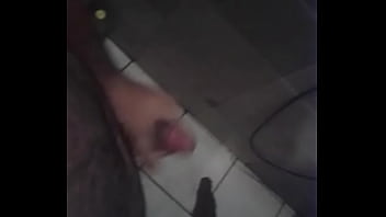 Punheta Pau Pequeno - masturbation, punhetando - Video 3421837