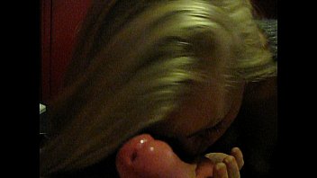 Cheating Wife Loves To Deepthroat