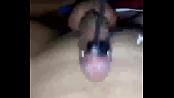 Electro Shock En Mi Verga Sacando Precum