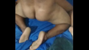 Esposa Ama Pica Grossa, Do Comedor, E Marido Só Filmando