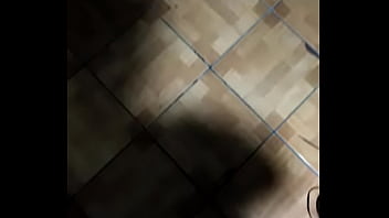 Tirando Leche A Chorros - cumshot, cum, masturbation, masturbacion, semen, leche, guatemala - Video 3692585