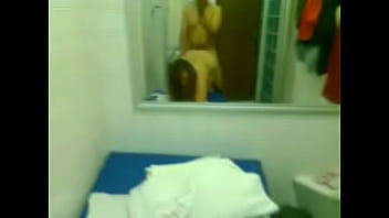 Casada De La Cascada Cogiendo Con Su Amante 1