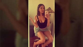 Tetona Hermosa Amateur De 18 Masturbandose Descarga Video Completo.