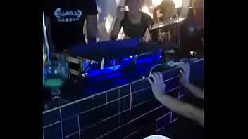 Gostosa Rebolando Nua No Baile