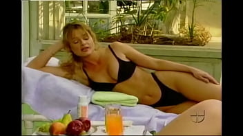 Joana Benedek En Bikini