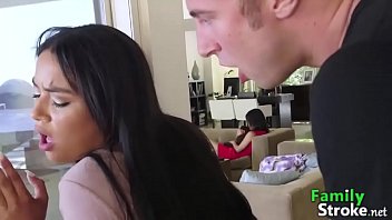 Full Ass Bareback Stepdaughter' Hole: Full Hd Familystroke