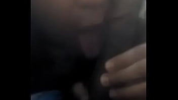 Ju Coccaro Brincando Com Uma Vara Grande Bem Gulosa