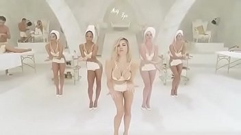 Hot Sexy Milf Kim