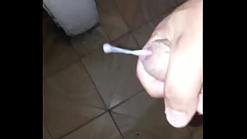 Otra Noche Solo En Casa Sacando Provecho Y Leche,