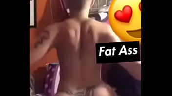 Lightskin Shaking Ass Again