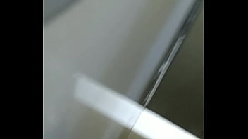 Chaqueta En Baño Publico - gay, hetero, jalada, chaqueta - Video 3611400