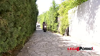 Horny Redhead Shona River Needs Her Shaved Pussy Filled With Biker' Dick Gp335