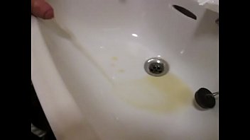 Taking A Leak N Finding Sum Cheese