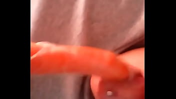 Después De Jugar Un Rato Chupo Todo Mi Juguito