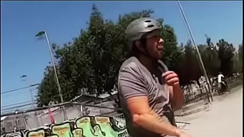 A Cacurro No Se Le Sale El Piure Pero Se Le Sale El Codo