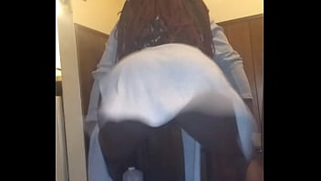 Wet Twerkering Ass