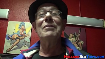 Real Hooker Gets Fingered