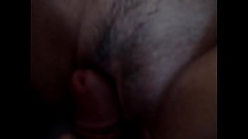 Amador Massageando O Pinguelo