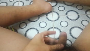 Clip thủ d_m của t_i