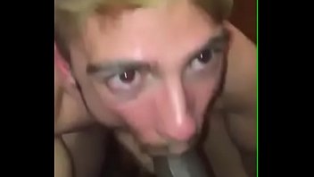 Mamando Una Gran Polla Negra