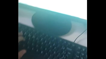 Fonge Comendo A Mina Do Atomiclogia