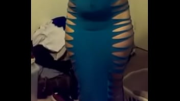 Mi Tía Se Compra Un Vestido Para Cumplir Una Fantasia