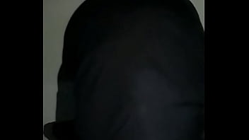 Chơi trùm ngộp sơ mi đen