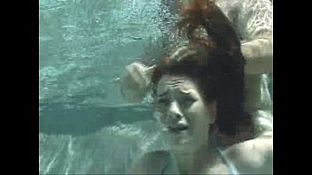 Underwater Blowjob - Amateur