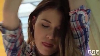 Ruivinha Dando De Quatro