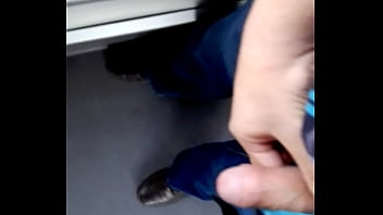 Exhibiéndome En El Metrobus