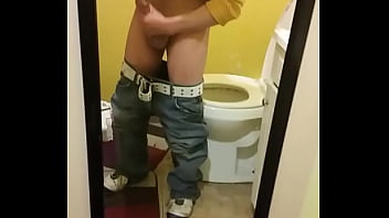 Me Playing For A Milf 3. Jalandomela Para Una Madurita 3