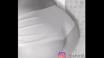 Me Muestra Su Ropa Interior