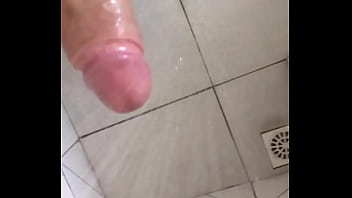 Gozando No Banho - masturbation, solo, soloboy - Video 3640567