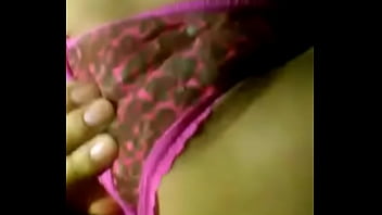 Joven Mexicana Masturbándose