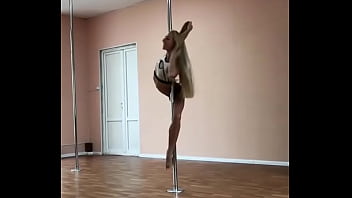 Novia, Baile, Tubo - Unknown - 2025 - Incredible - Show - Video 3637507