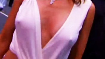 Kylie Minogue See-thru Nipples - Mtv Awards 2002