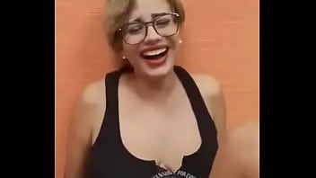 Este Viejo Se La Coje En El Monte Creyendo Que Están Solos