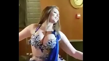 Mallu Big Boobs Aunty Sexy Dance