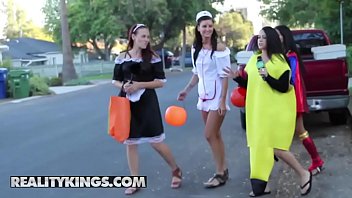 Money Talks - (savannah Rose, Jmac) - On The Hunt - Reality Kings