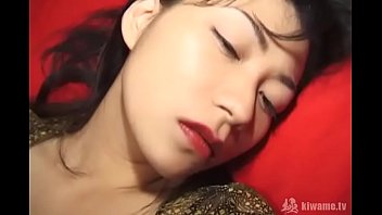 佐々〇彩夏似のスレンダー美系お姉さん！コスプレＳＥＸ！ディルド_オナニー！